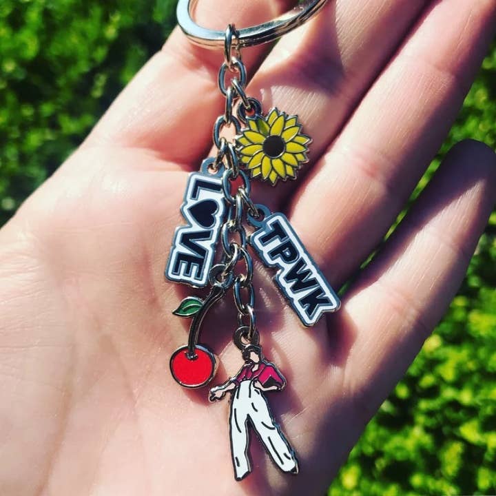 “Fine Line” Inspired 5-Charm Keychain (Harry) for wholesale by Millypins