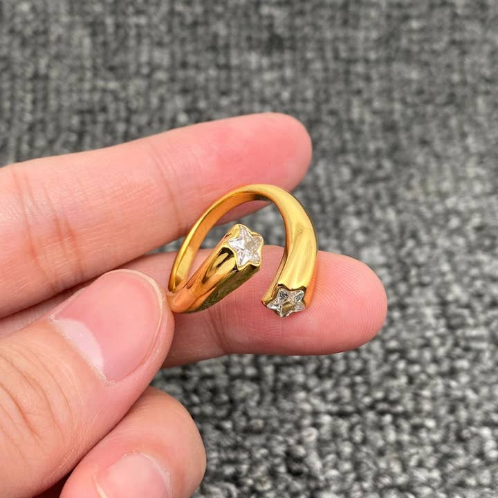 Mio Queena - Wholesale Multi-Stone Ring - Star Zircon 18K Gold Plated Stainless Steel Ring - FGS/MS