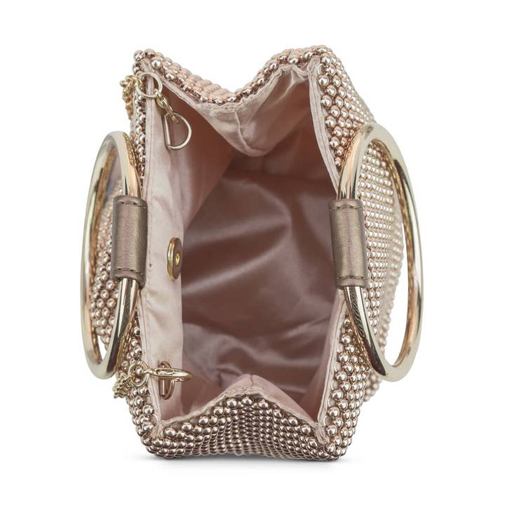 Gwen Ball Mesh Ring Wristlet Pouch for engroshandel hos Jessica McClintock