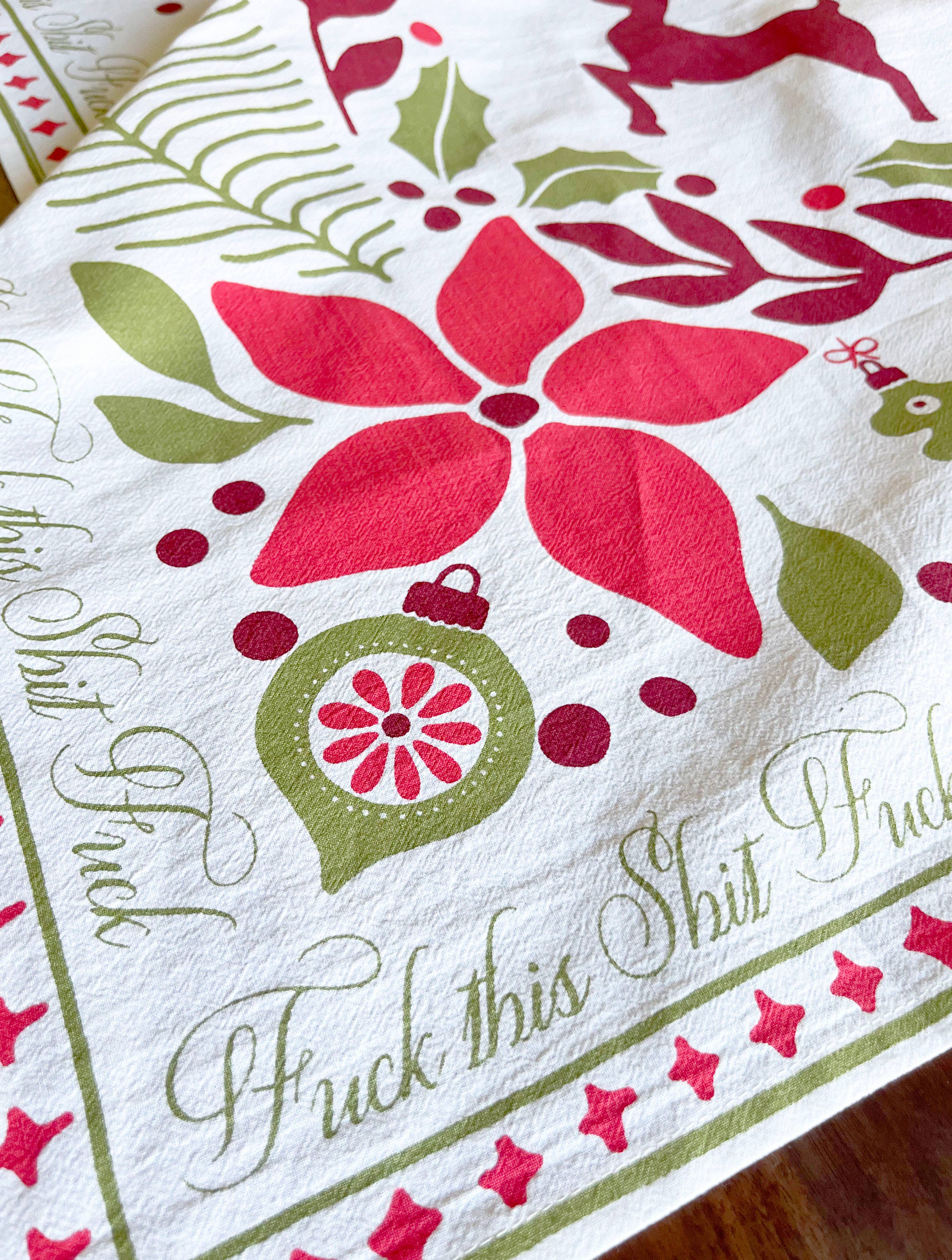 The Coin Laundry - Vendita all'ingrosso Strofinacci - Fuck This Shit - Divertente asciugamano da cucina natalizio rosso/verde5