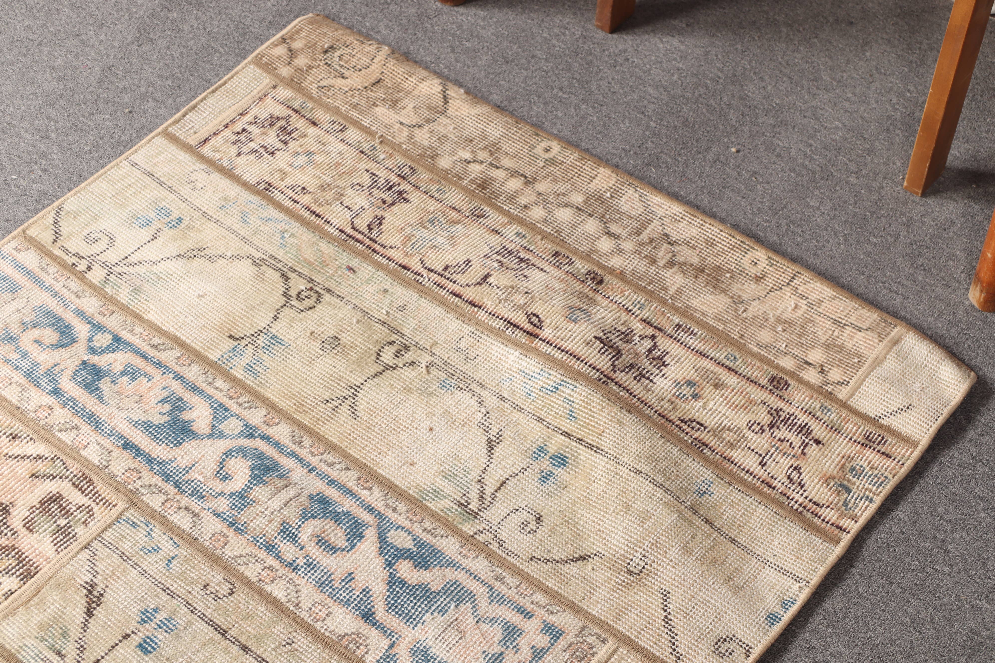 The Loom Wholesale - Wholesale Rug Pad - Turkish Patchwork Rug 2.8x8.3 ft, Beige Rainbow Geometric6