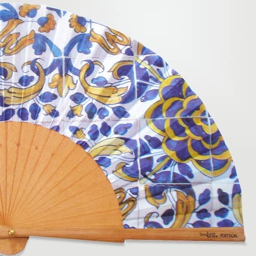 Terra Lusa - Wholesale Handheld Folding Fan - Fan Tile Century XVII Camellia1