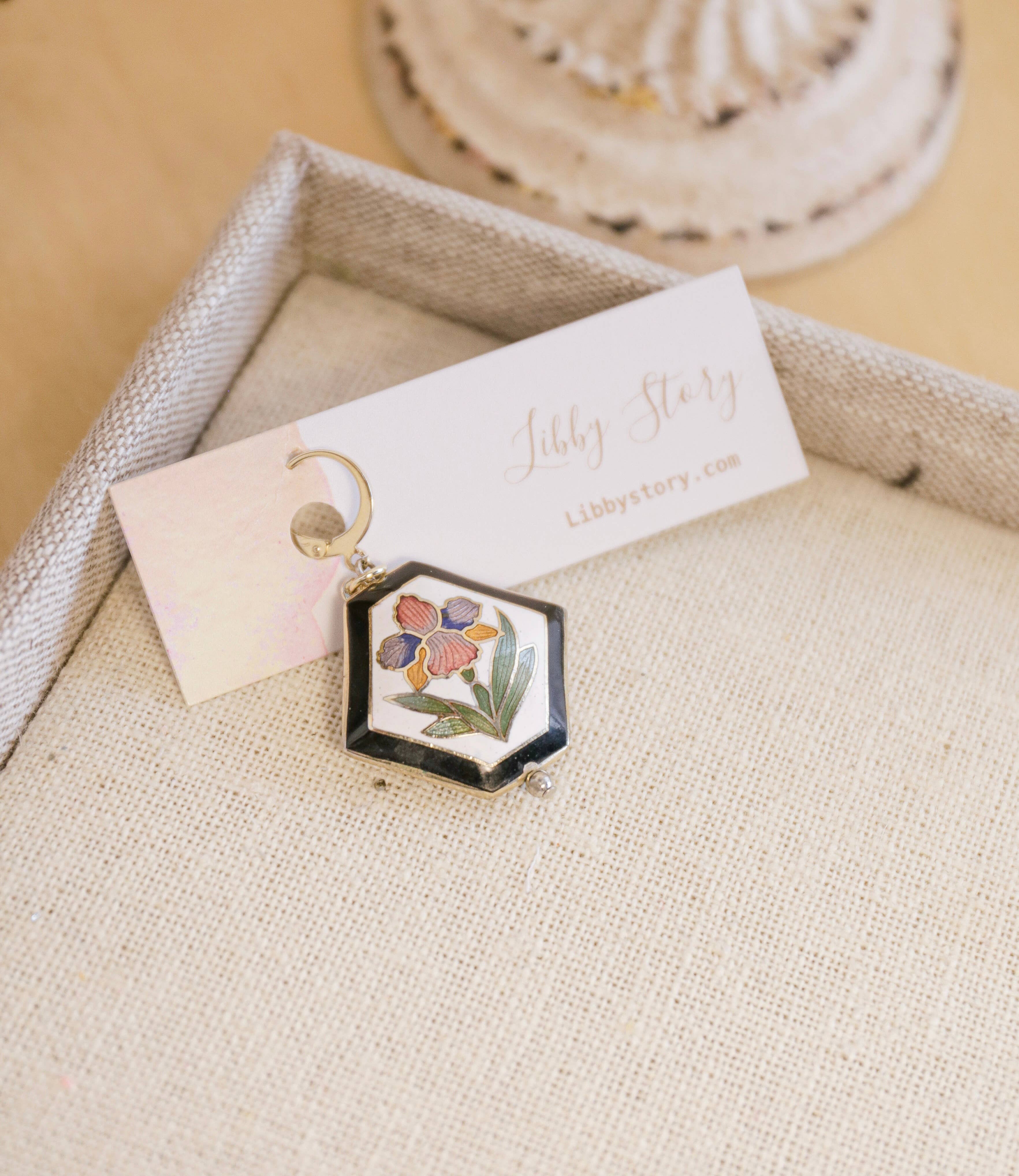 Libby Story, Inc. – wholesale Individual charm/pendant – Vintage one-of-a-kind special Clip on Charms 2