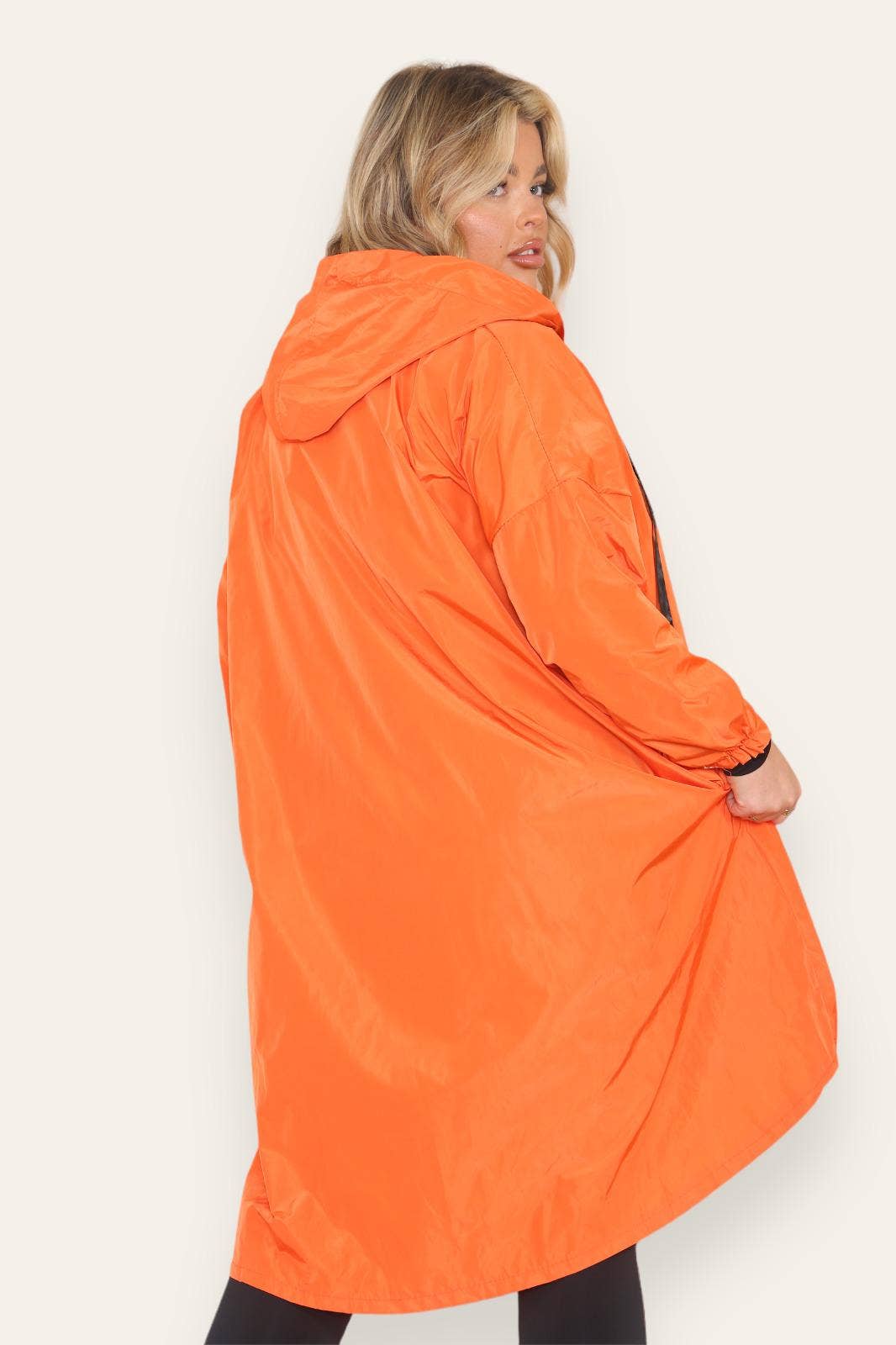 Miss Bold - Wholesale Raincoat - Women's - Oversized Hooded Rain Mac41