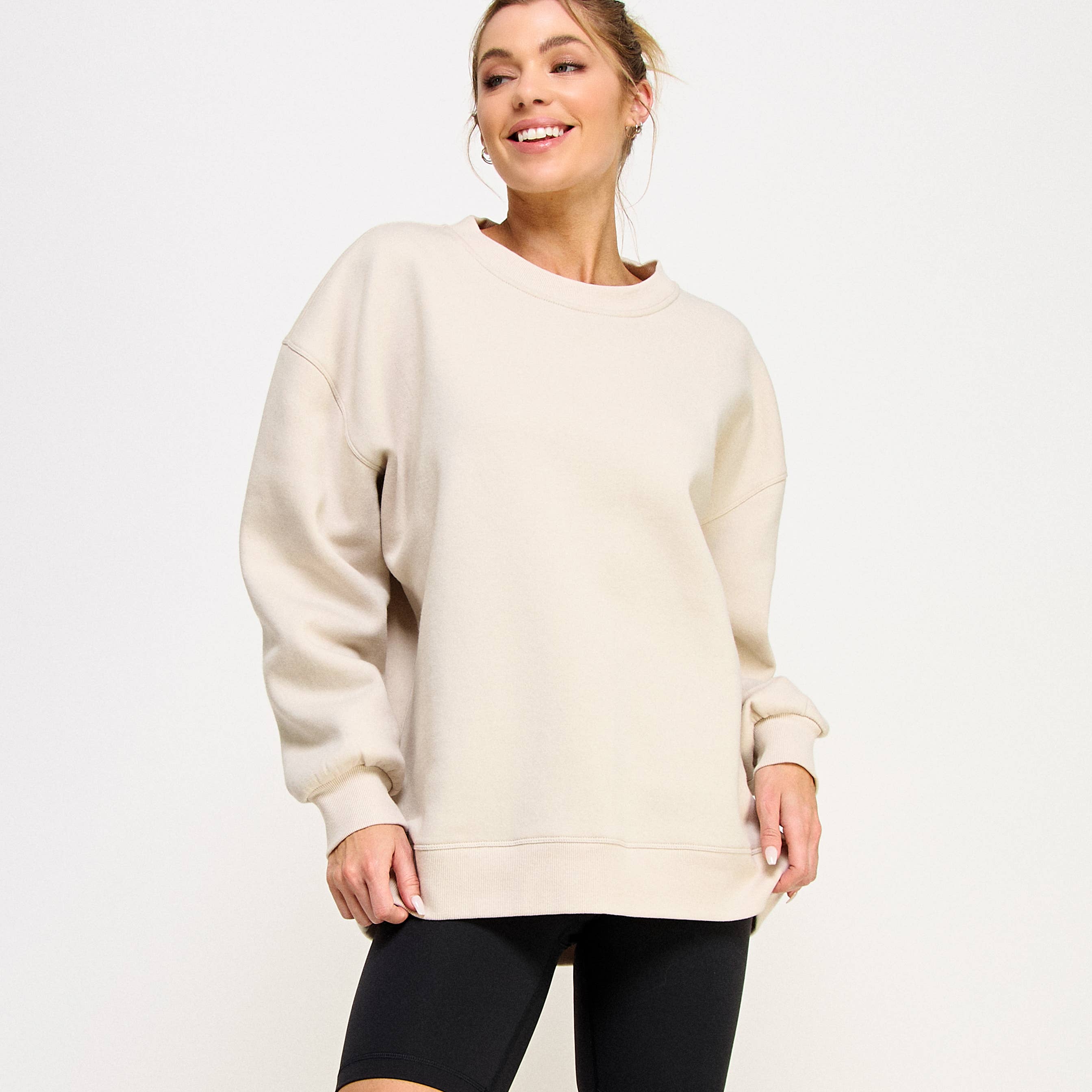 FREEZIA - Wholesale Sweatshirt - Women's - OVERSIZED CREWNECK SWEATSHIRT-FZ00015