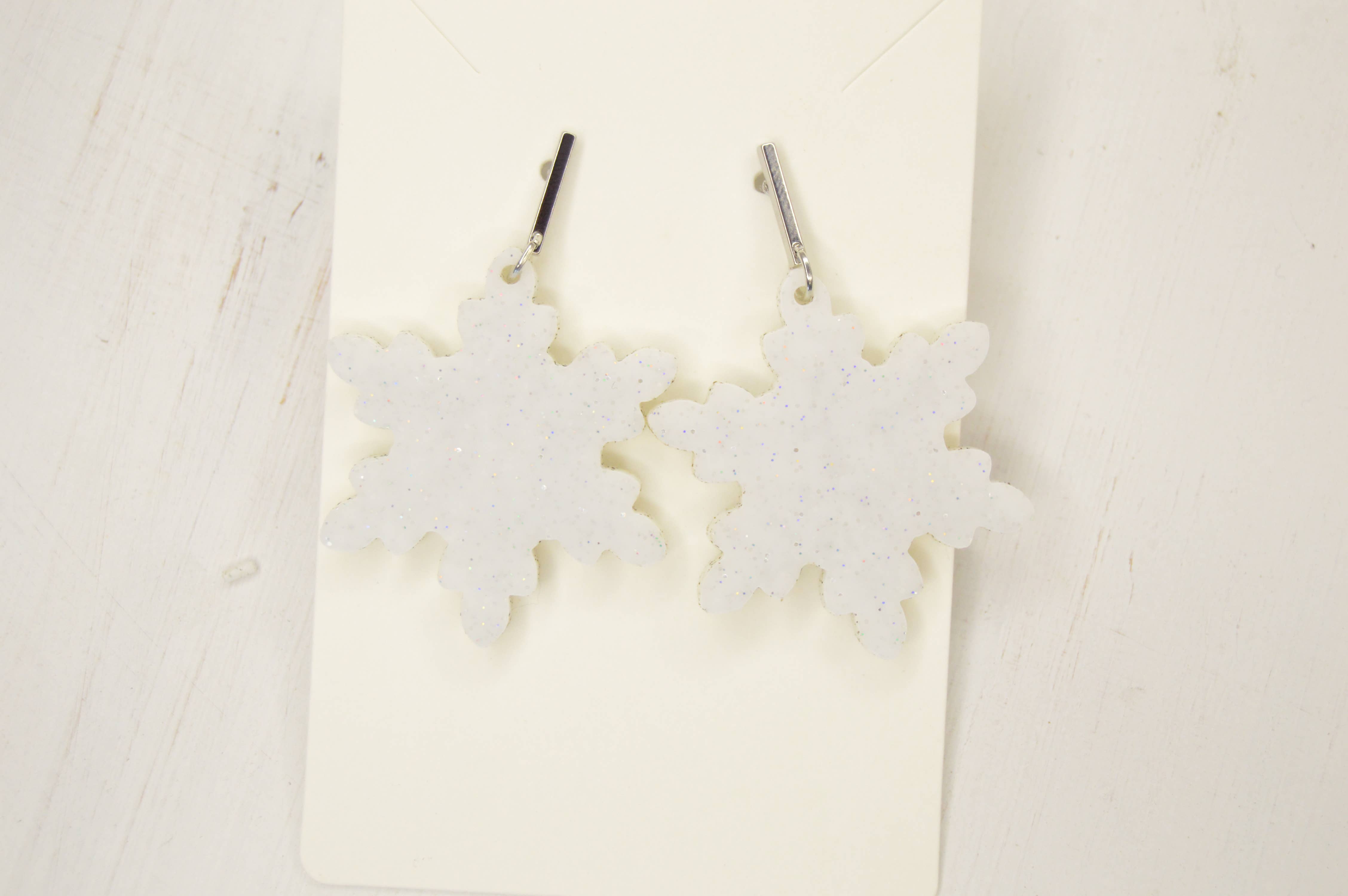 The Adorned Fox – wholesale Dangle earrings – Snowflake Glitter Earrings, Winter Acrylic Earrings1