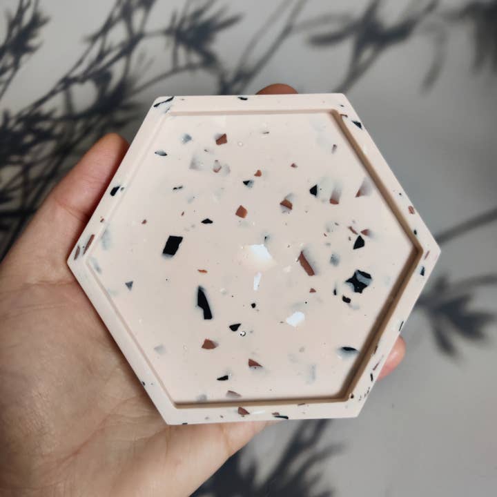 The Sage Rose Studio – wholesale Jewellery dish – Terrazzo peach hexagonal jewellery tray1
