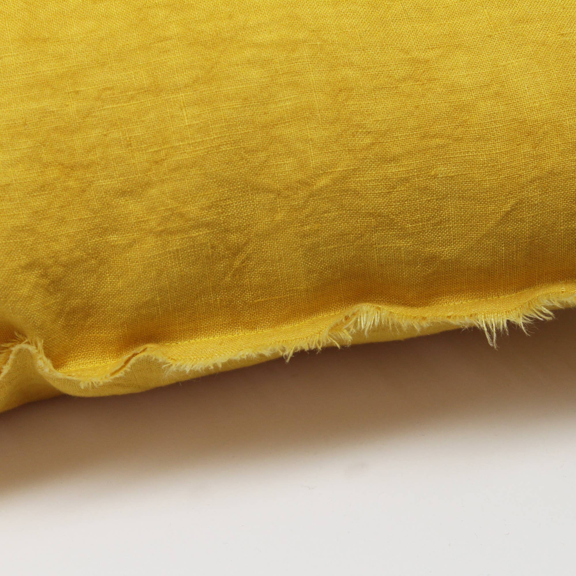 Giardino Segreto - Wholesale Throw/Decorative Pillow - TORN pure linen cushion5