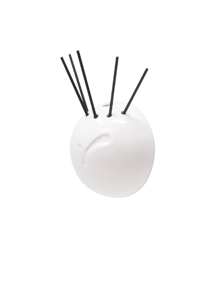 Ceramic Reed Diffuser Set, Snow White for wholesale by Spry Scents