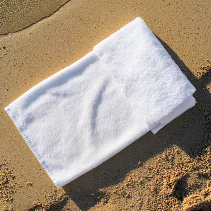 Pro Towels - Wholesale Beach towel - Diamond Collection Beach Towel: 100% Cotton, White (1.67lbs)4