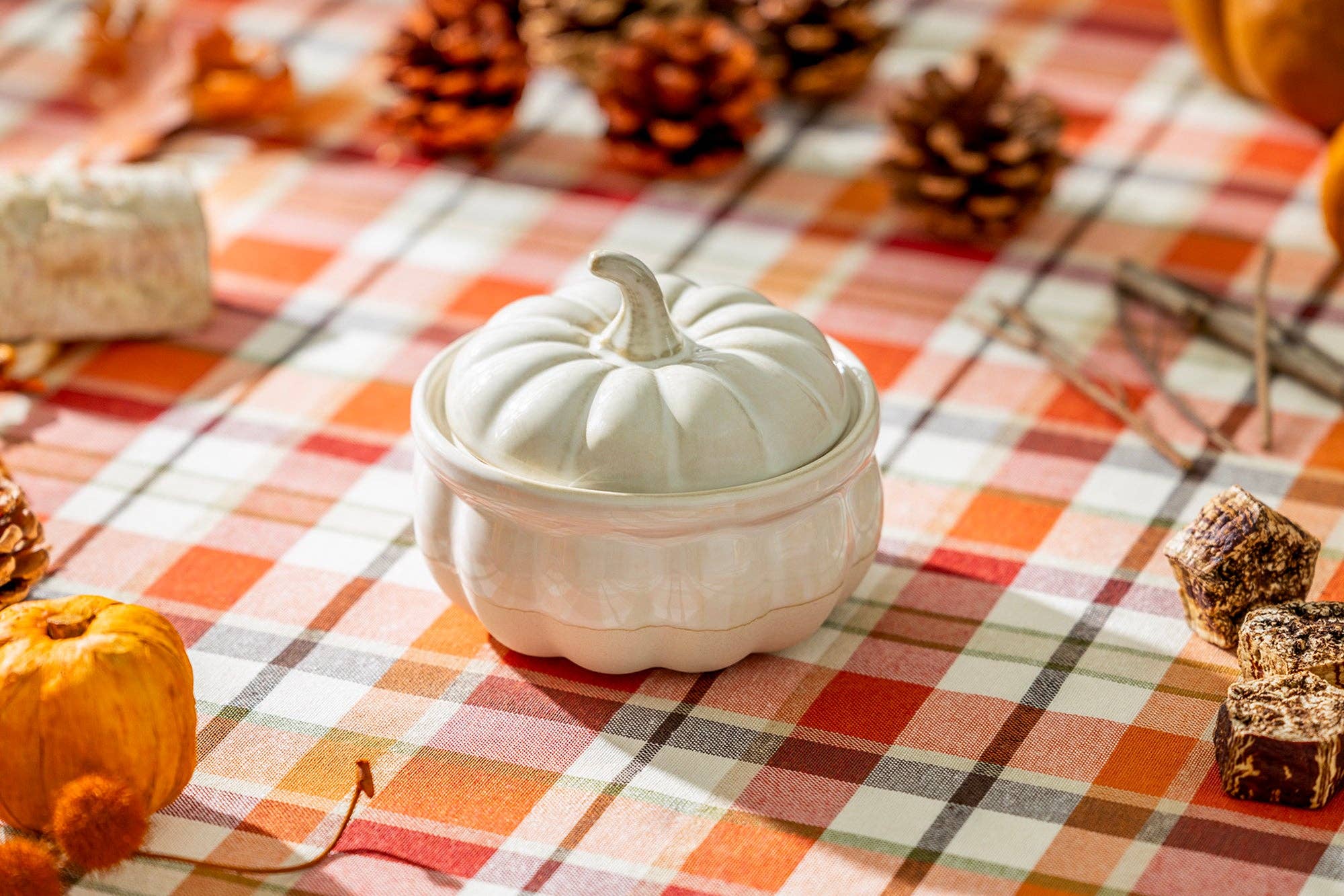 Grace Teaware - Wholesale Bowl - White Pumpkin Figural 4.75" Reactive Glaze Bowl with Lid