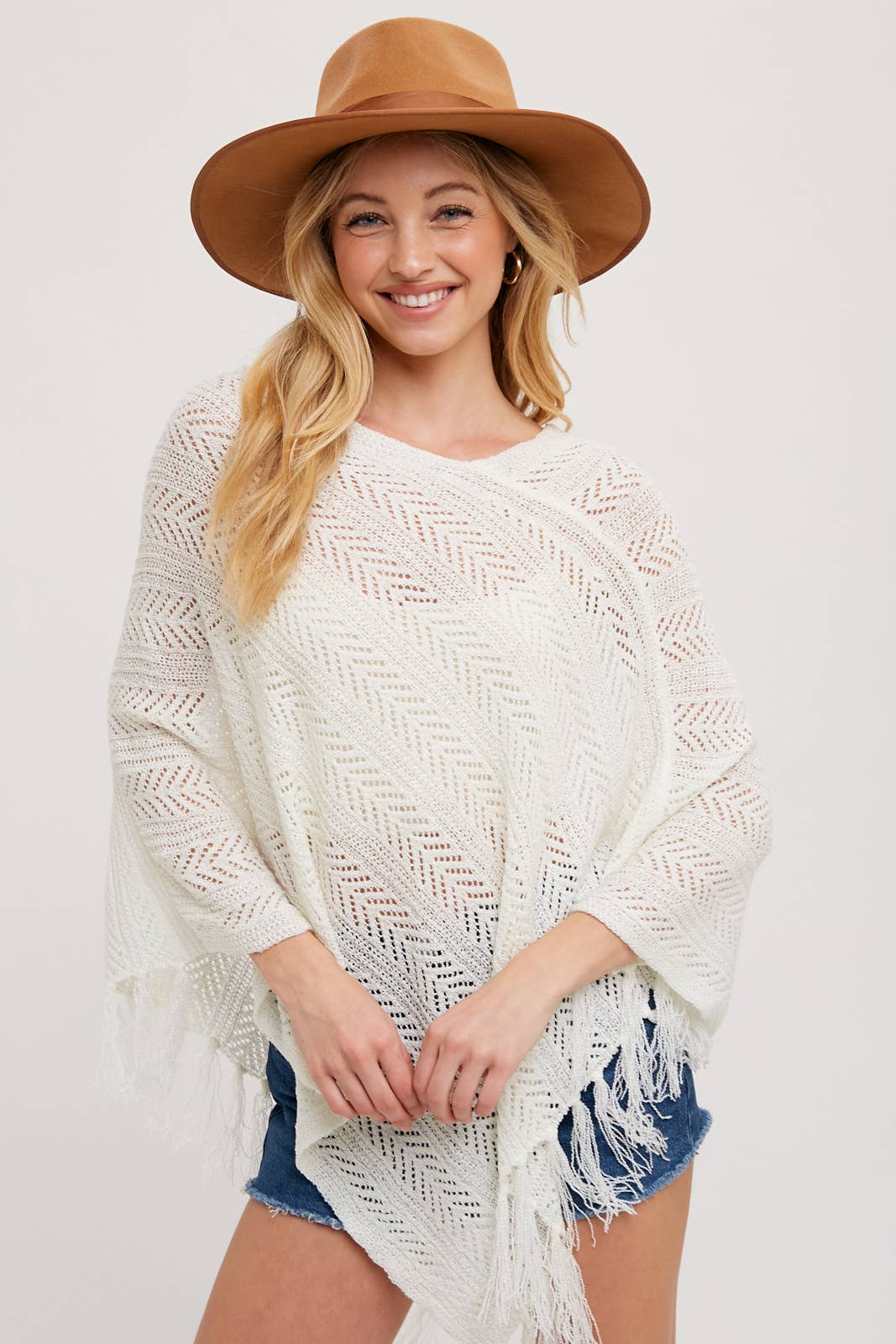 Bluivy – wholesale Poncho – Women's – OPEN-KNIT FRINGE PONCHO1
