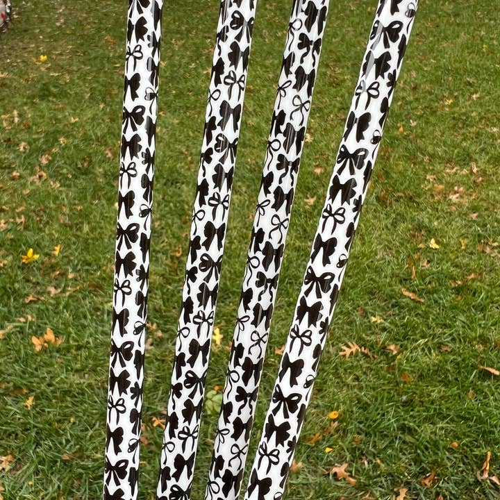 White Black Bows Straw (40oz Tumbler) for wholesale by Olive Lane Accessories