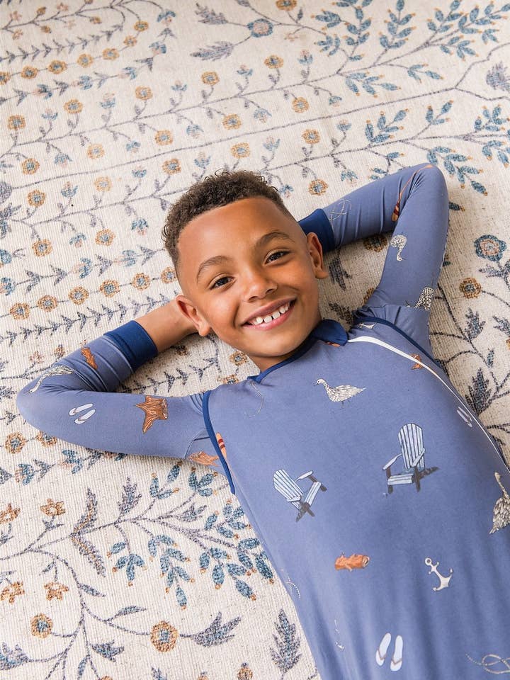 Sunday Sleep Bag in Lake Life per la vendita all'ingrosso da parte di Sunday Littles