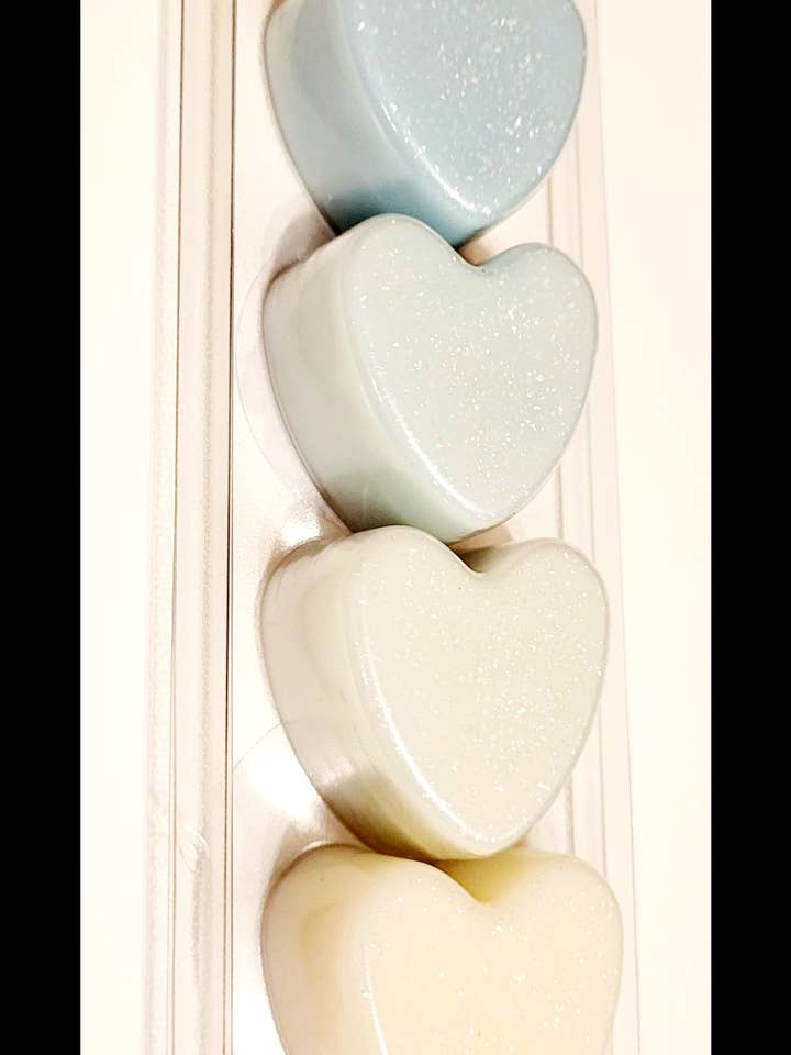 Wax Melt Heart Clamshells for wholesale by Toddi Calon ♡