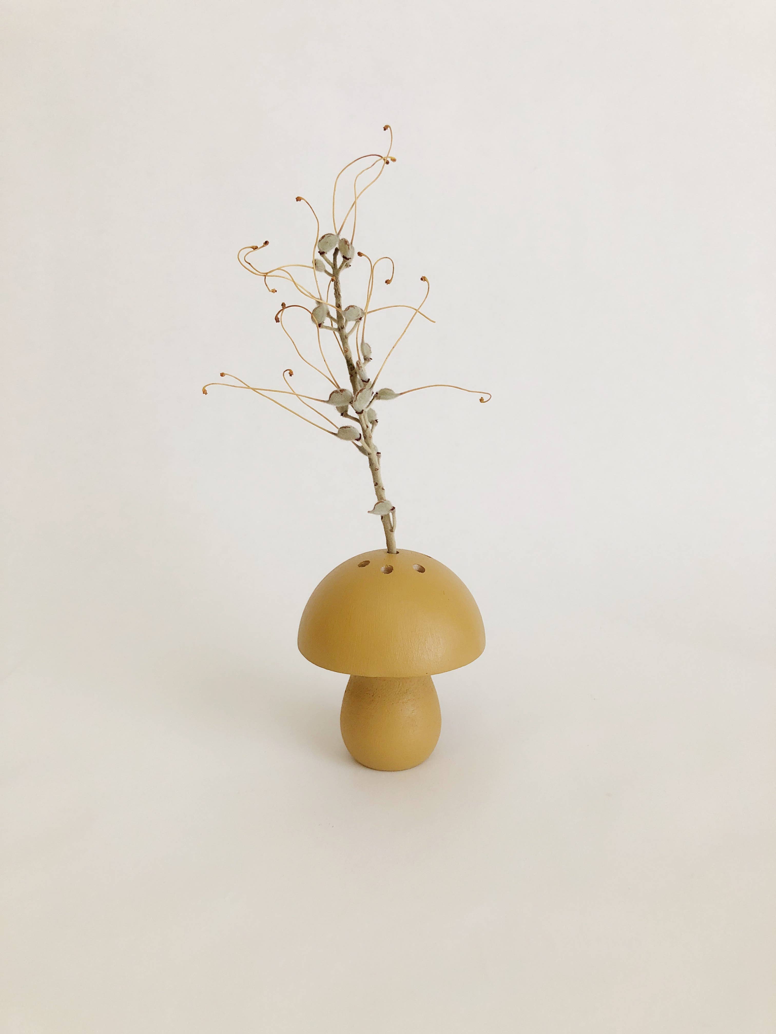 Stacy Wong - Wholesale Vase - Small Mushroom Dry Flower+ Ikebana Vase1