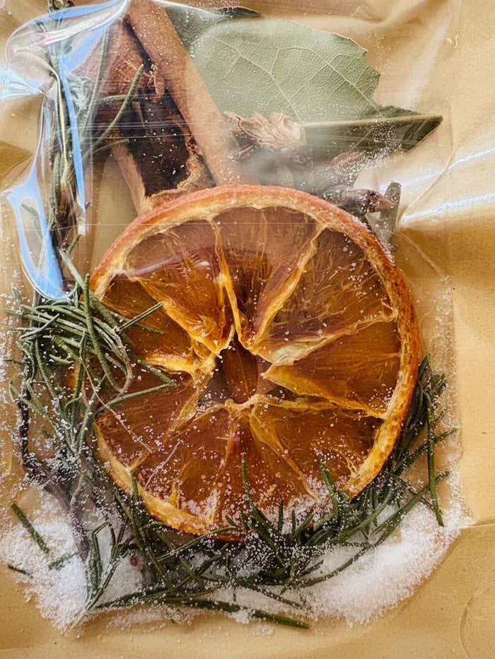 Christmas Cheer Simmer Kit-W for wholesale by Swaary