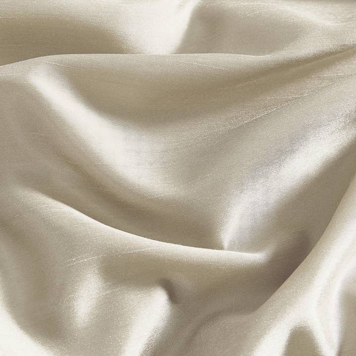 Threadmade Home - Wholesale Curtain - Colette Faux Silk Blackout Window Curtain & Scallop Valance2