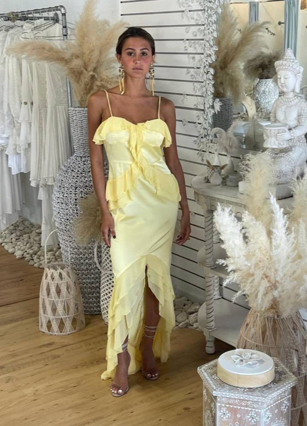 Genavieve The Label – wholesale Klänning - Dam – Klänning i livfullt gult av siden och chiffon3