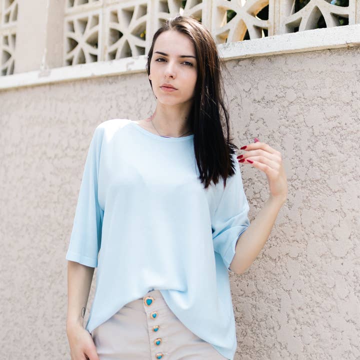 Oversize T-Shirt aus fließendem Strick – SVD6118 für den Großhandel von Cecile Wang