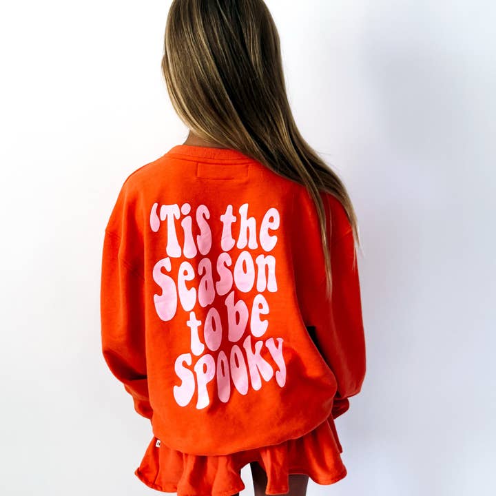 DIE SAISON DES GRUSELNS | VORDER- UND RÜCKSEITENDRUCK | oversized Drop-Schulter | KINDER für den Großhandel von Minimalist Folk Co.