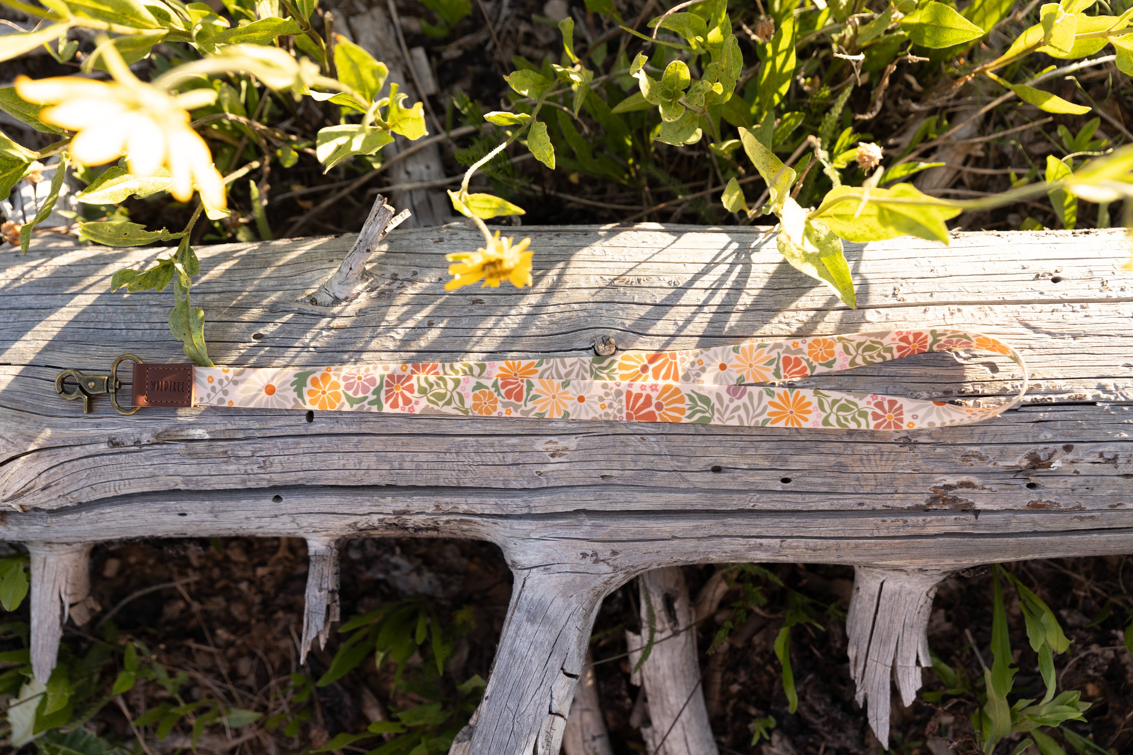 Wildtree - Wholesale Lanyard - Women's - Sunset Floral Neck Lanyard3