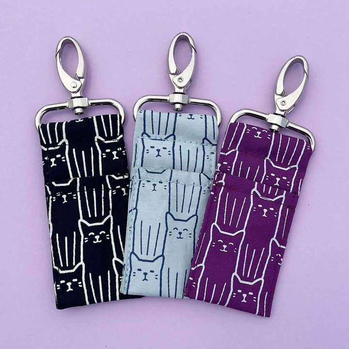 Sac à baume à lèvres - Cat Prints - Perfect Stocking Stuffer pour la vente par Malia Designs