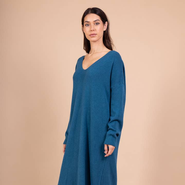 Fine Ribbed Knit Sweater Dress V-Neck and other Purchase Wholesale abiti donna. Free Returns & Net 60 Terms on Faire trending on Faire.