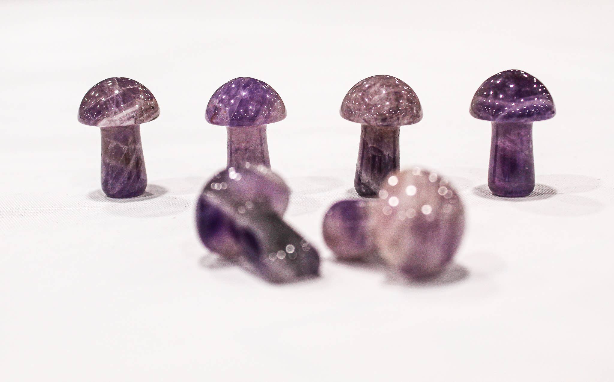 Quasar Gems USA - Vente Pierre et cristal de spiritualité - Mini champignons en pierres précieuses assorties10