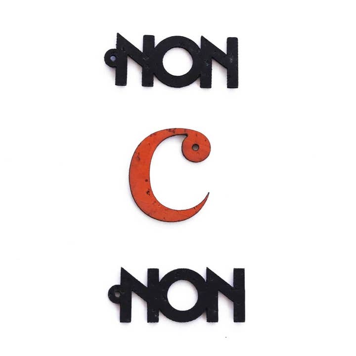 Breloques - Non C non pour la vente par Matcha Paris