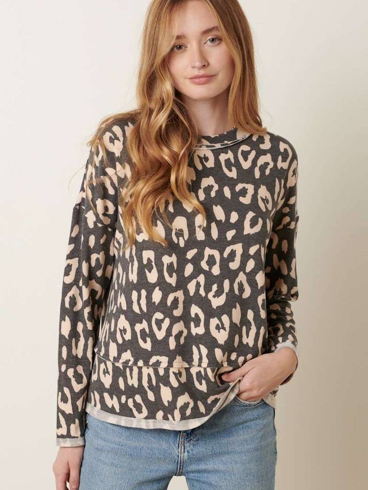 FRANSE BADSTOF TOP MET LUIPAARDPRINT voor wholesale door mittoshop