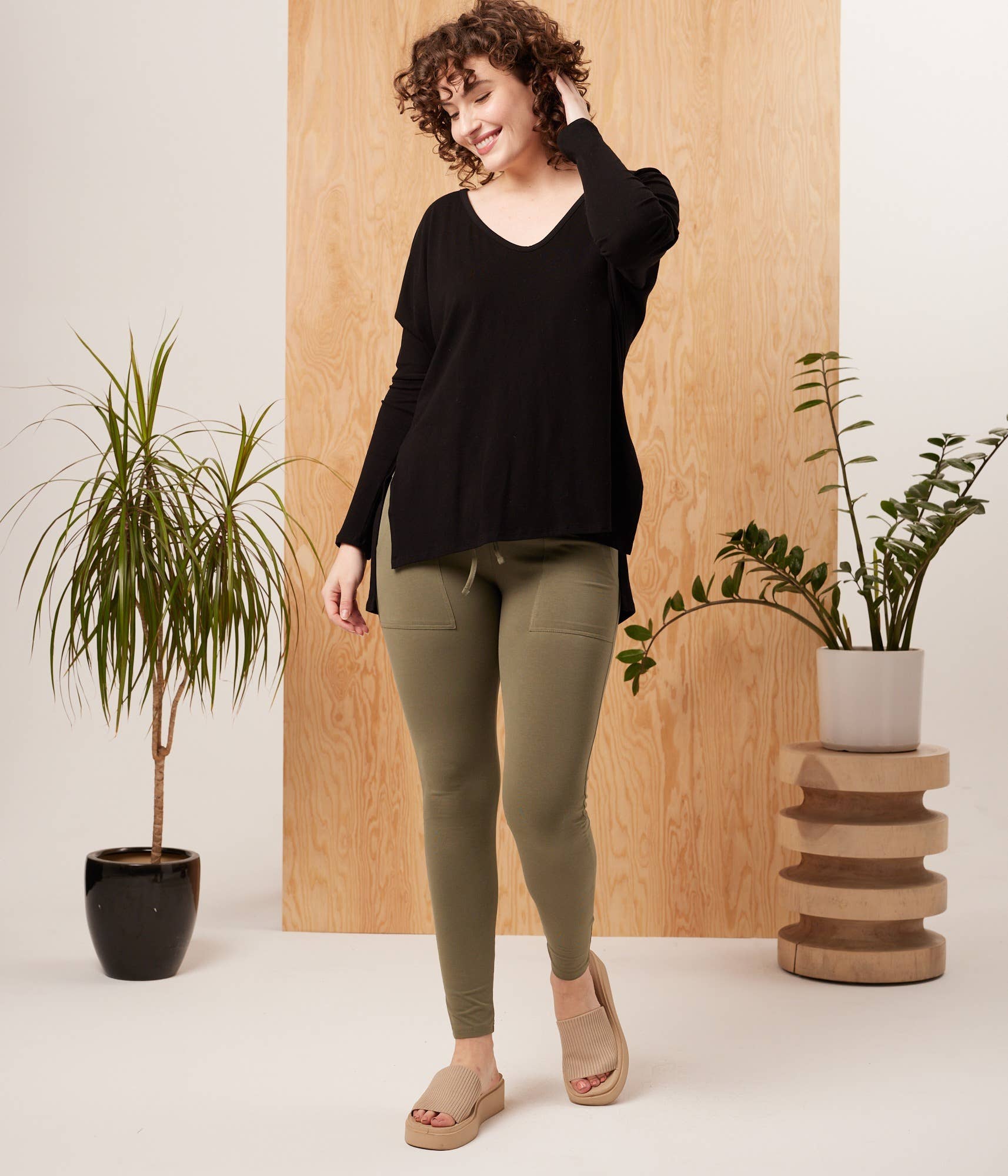 Known Supply – Großhandel Fashion-Leggings – Damen – Olympia Leggings2