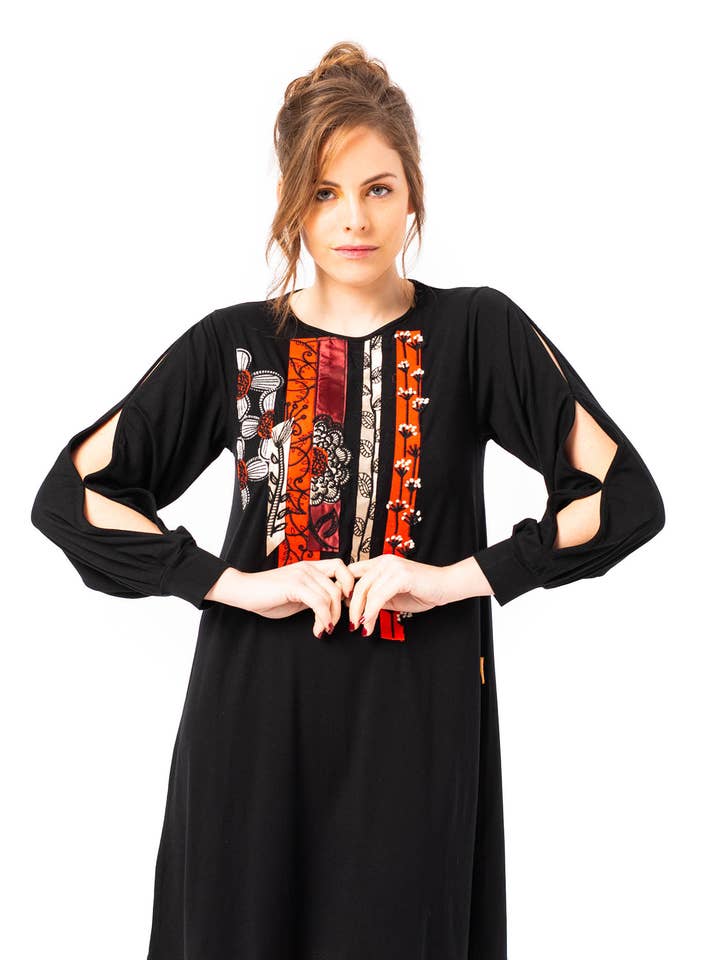 Abito nero fluido. Abito Olinala per la vendita all'ingrosso da parte di Mamatayoe