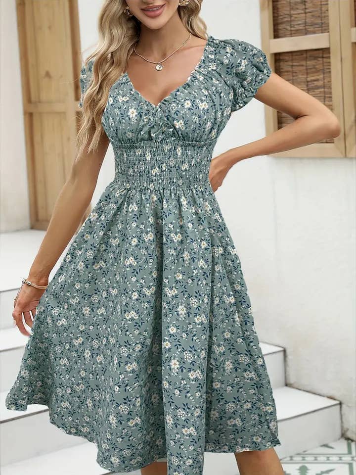 Vintage Floral Puff Sleeve French Dress for wholesale by Rosa Clothing