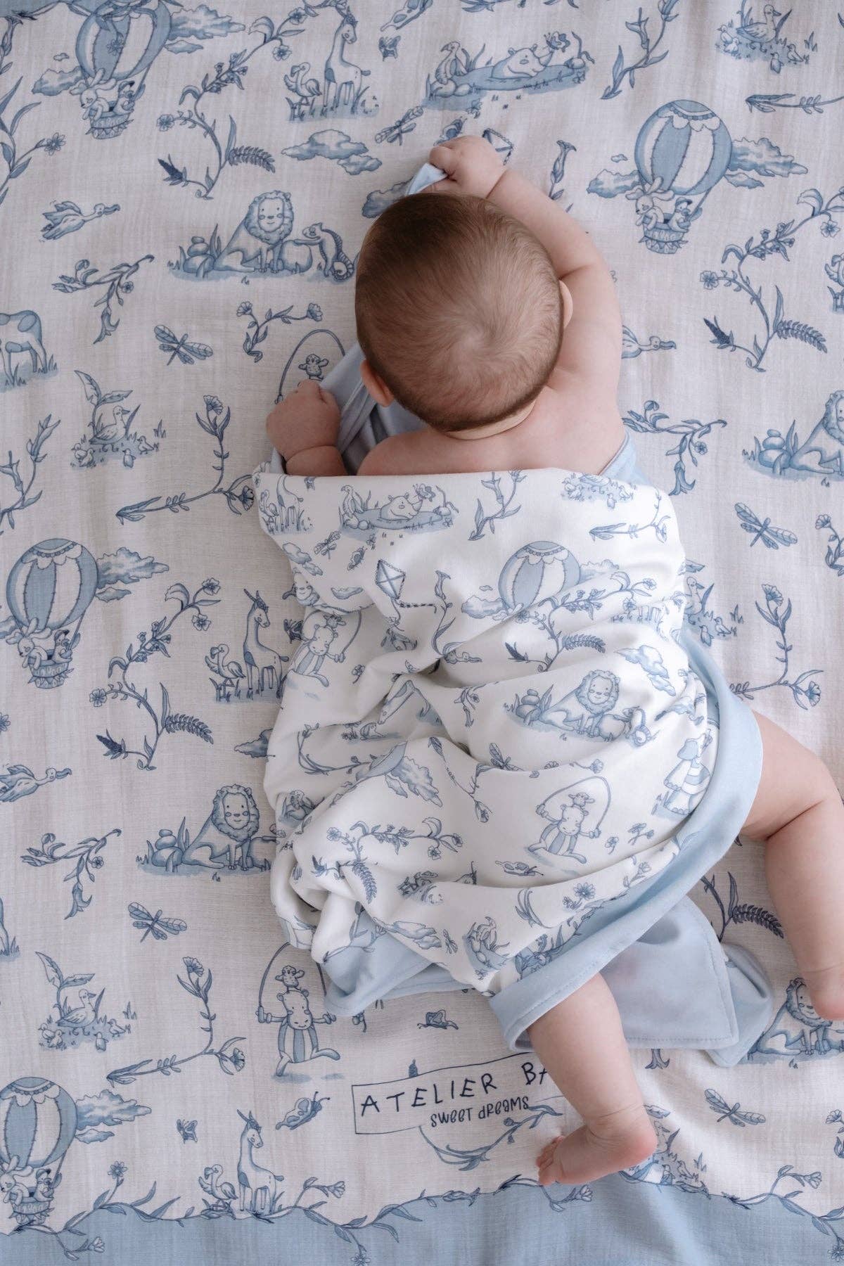 Atelier Babbi - Wholesale Bedding Blanket - Kids & Baby - Double-Sided Baby Blanket - Toile De Jouy/Blue2