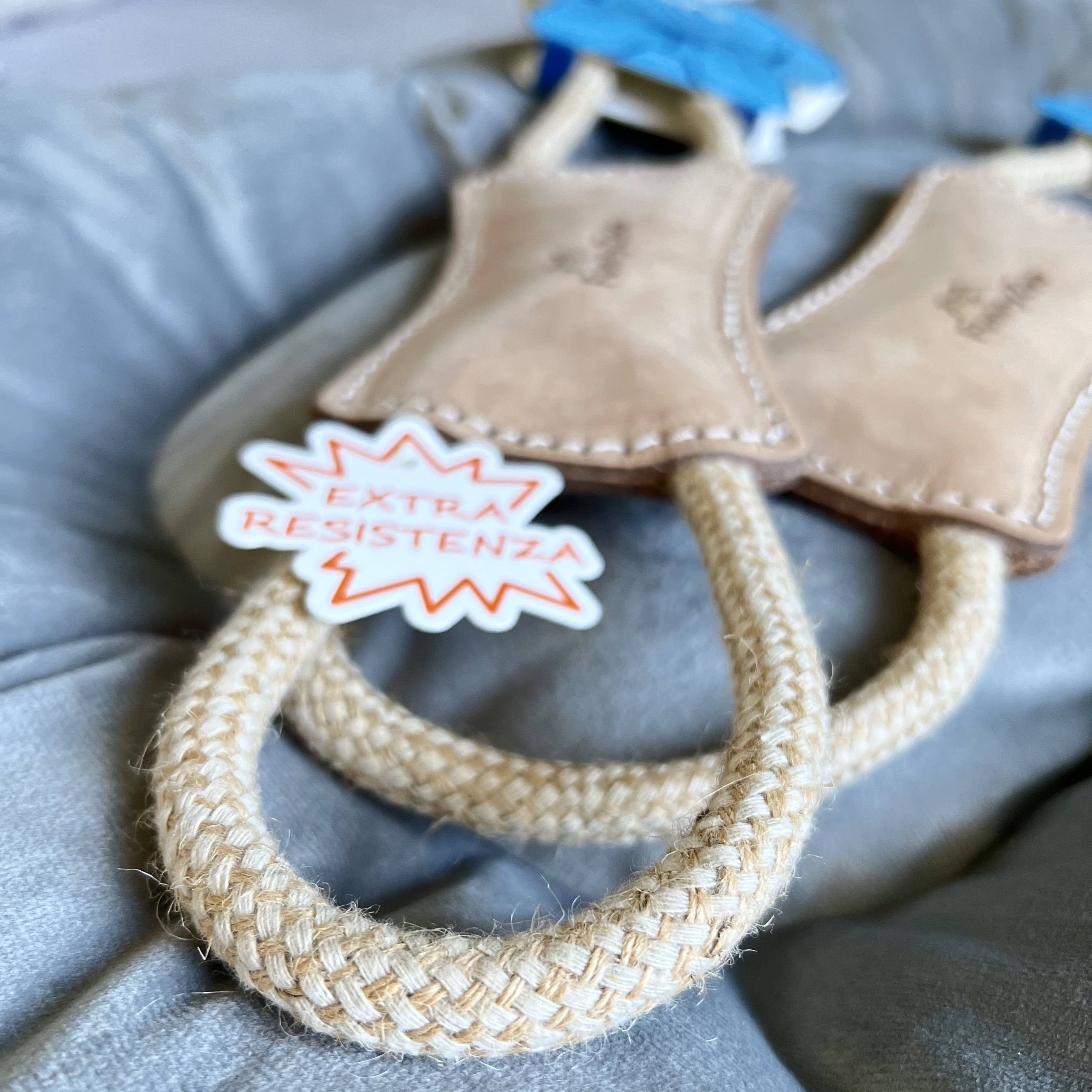 Funny Zoo – Engroshandel Tovlegetøj - Hund – Læder trækkelegetøj til hunde med dobbelte lag2