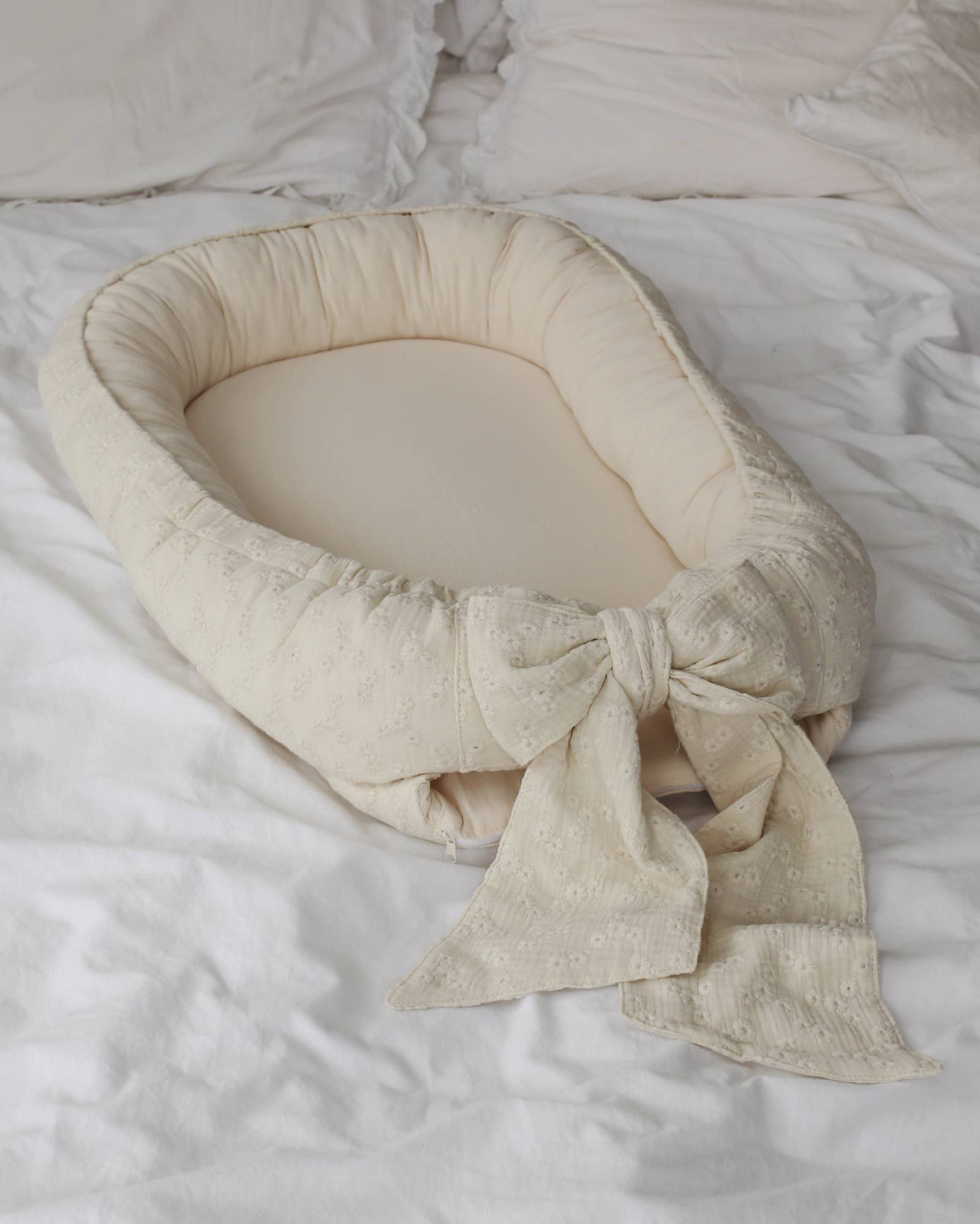 Babyly - Venta al por mayor Moisés - Bebés - Babyly - babynest bordado con lazo - beige claro3