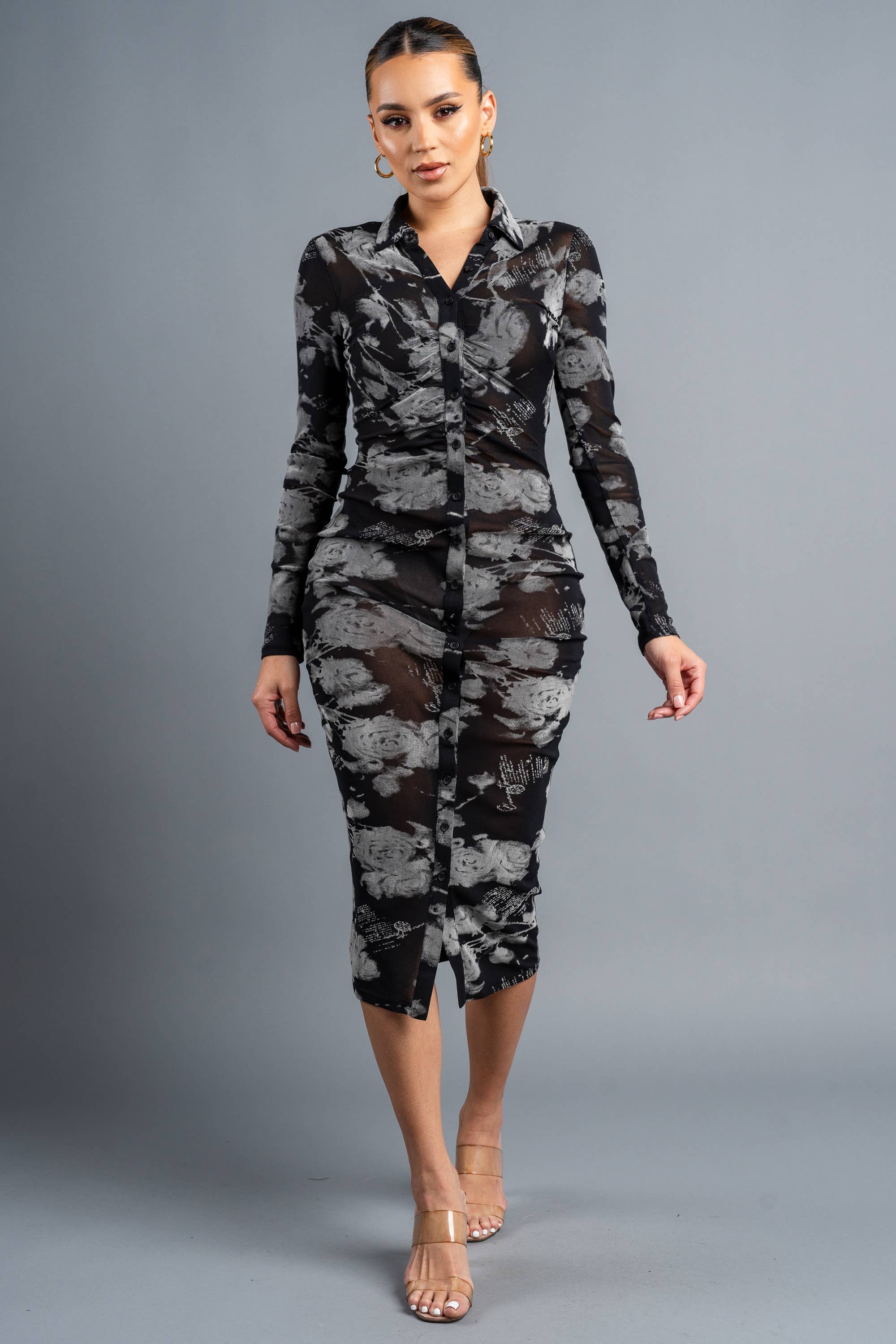 SCHWARZ PD77637EST-W_CHIC FLORALES FLOCKING-MESH-MIDI-KLEID MIT KNOPFLEISTE für den Großhandel auf Faire0