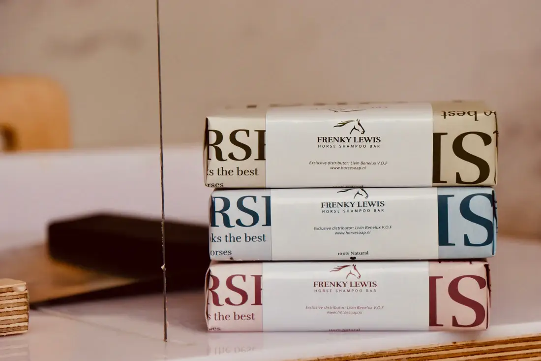 Horse Soap Frenky Lewis - Wholesale Horse Conditioner/Grooming Aid - Natural Horse Shampoo Bar Scrub & Shine5