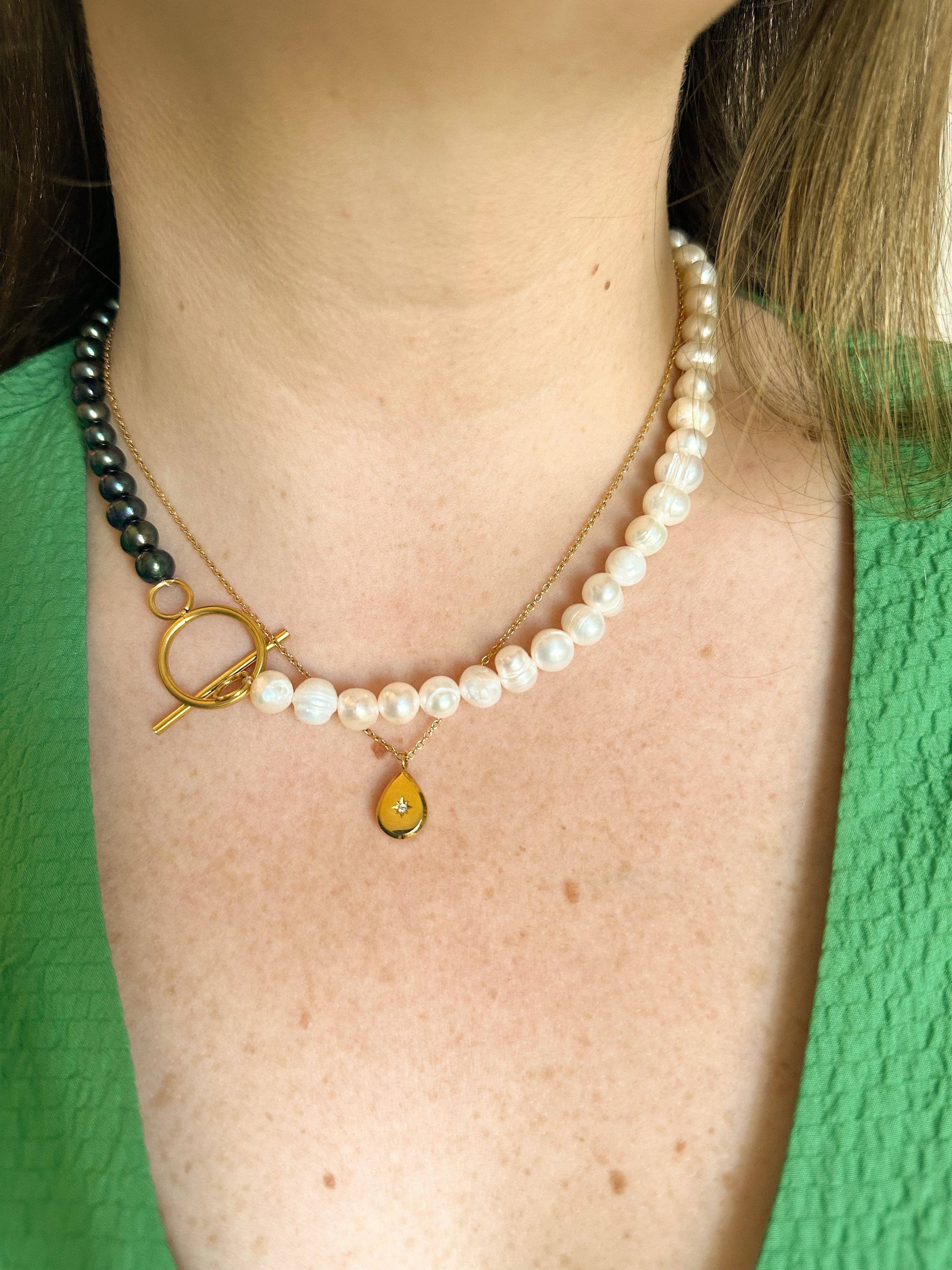 DRIP JEWELRY - Wholesale Pendant/Charm Necklace - Drip in Gold Necklace1