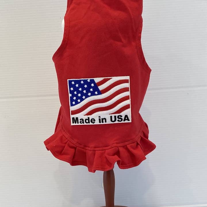 Robe livrée en rouge uni, bleu marine, noir pour la vente par Daisy & Lucy