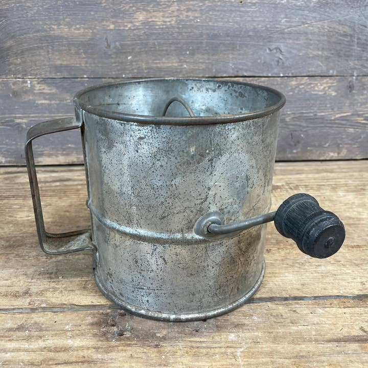 My Amigos Imports - Wholesale Sifter - Antique-ER-Vintage Metal Flour Sifter-Old-9x6 inches-#9