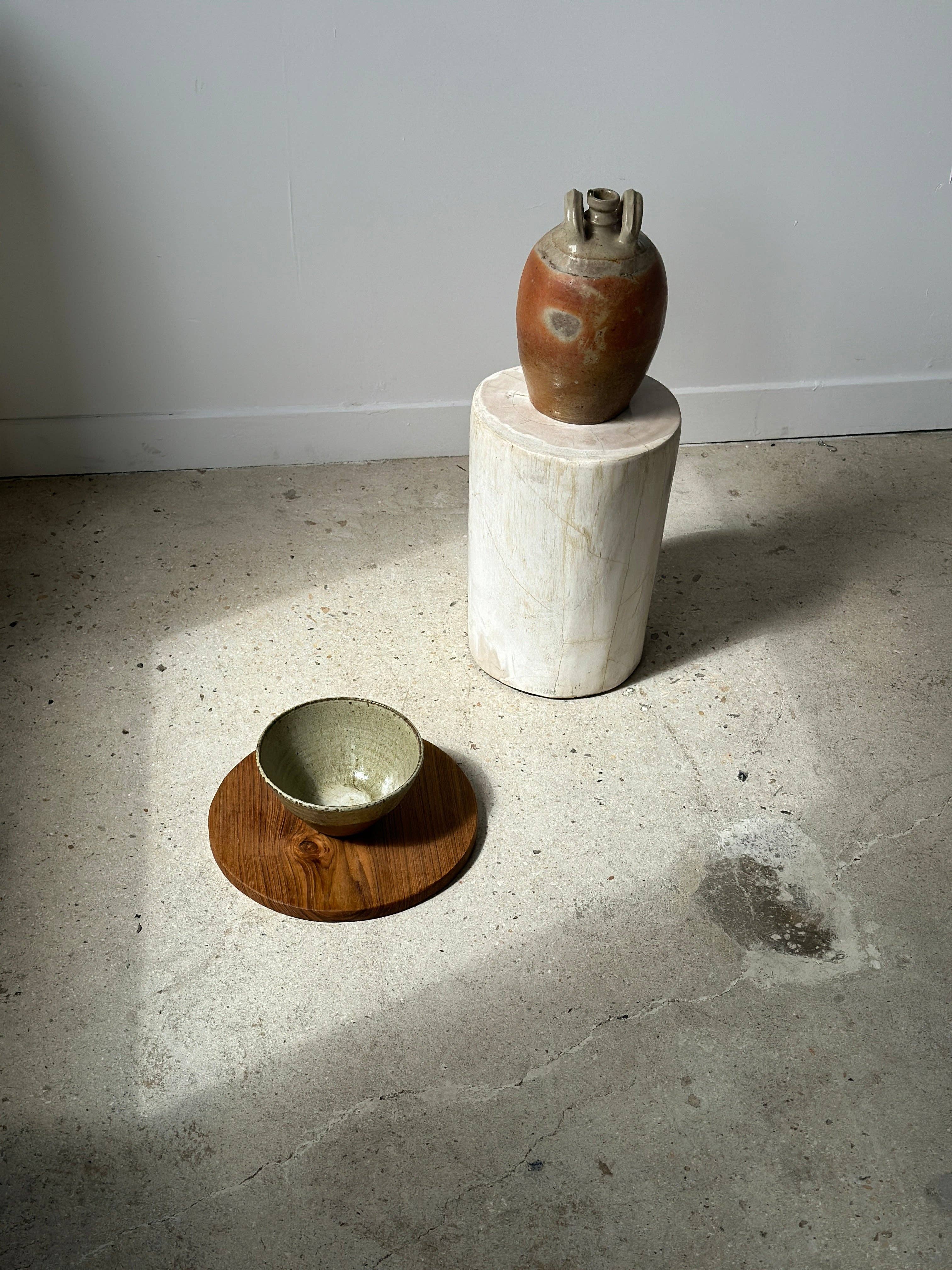 Office Objets – wholesale Skärbräda – Rund skärbräda i urholkad teak D:3065