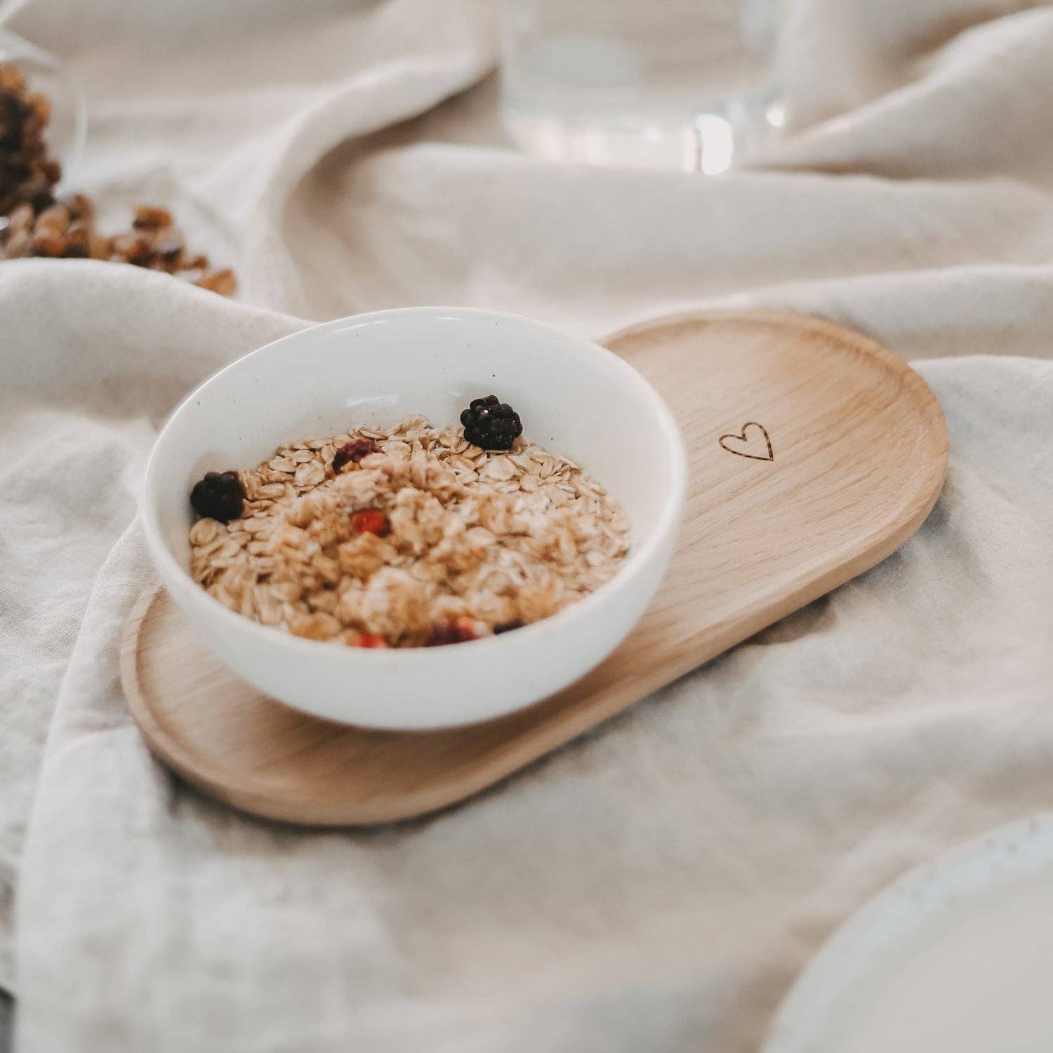 Eulenschnitt - Wholesale Serving Tray - Oak Heart Tray (PU = 3 pcs)1