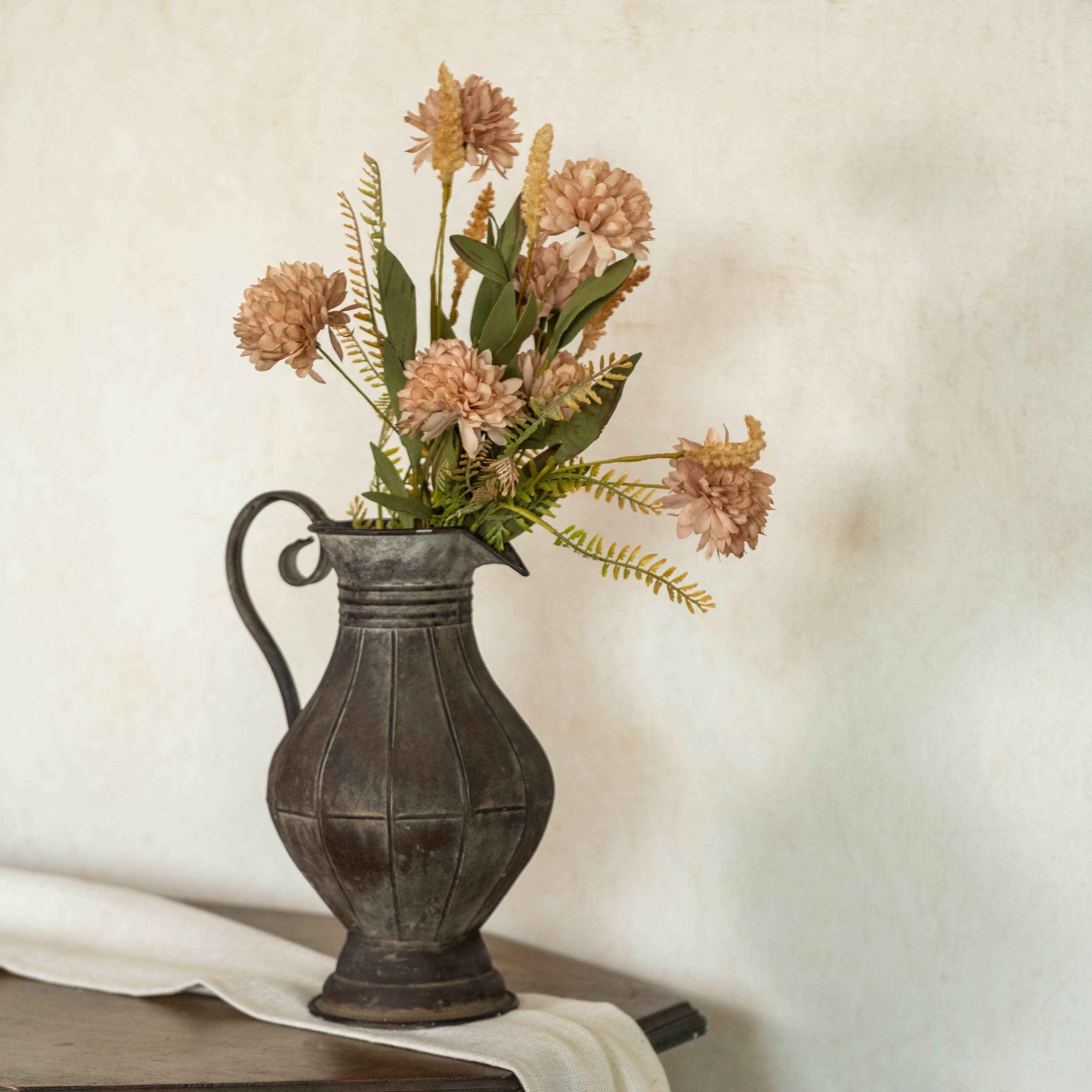 Ragon House - Wholesale Artificial flowers - 21" TAN DAHLIA & HEATHER BUSH1