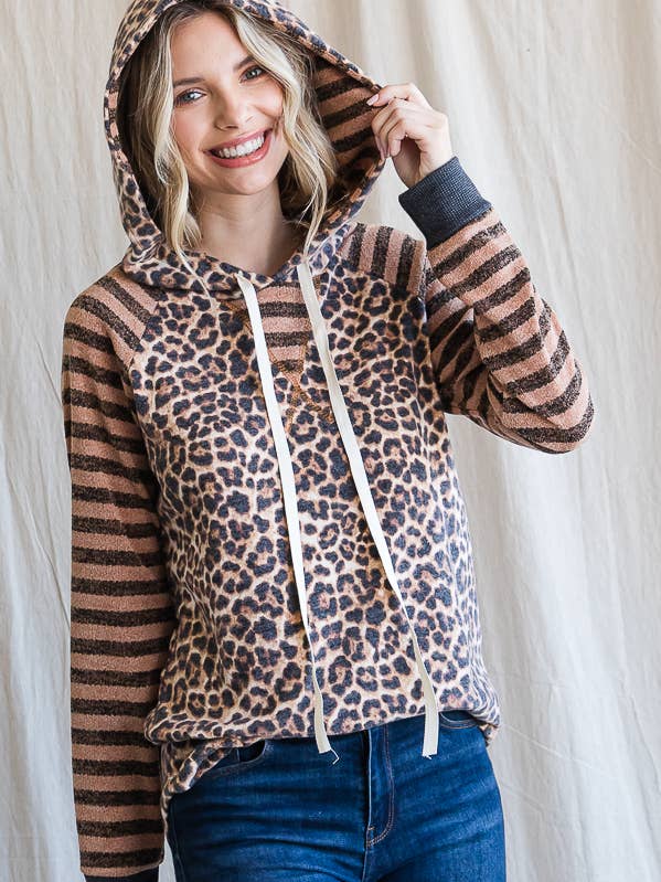 7th Ray - Venta al por mayor Sudadera con capucha - Mujer - Sudadera con capucha de leopardo con mangas a rayas y cordón T44367