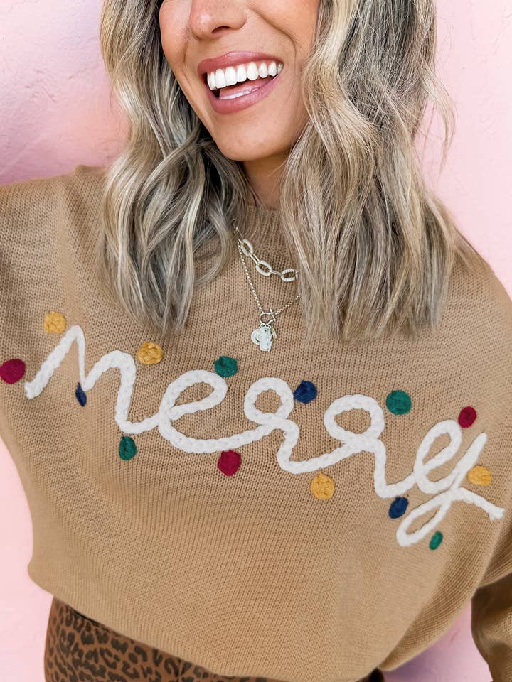 Pull à manches dolman avec pois colorés pour Noël pour la vente par Suhkasana