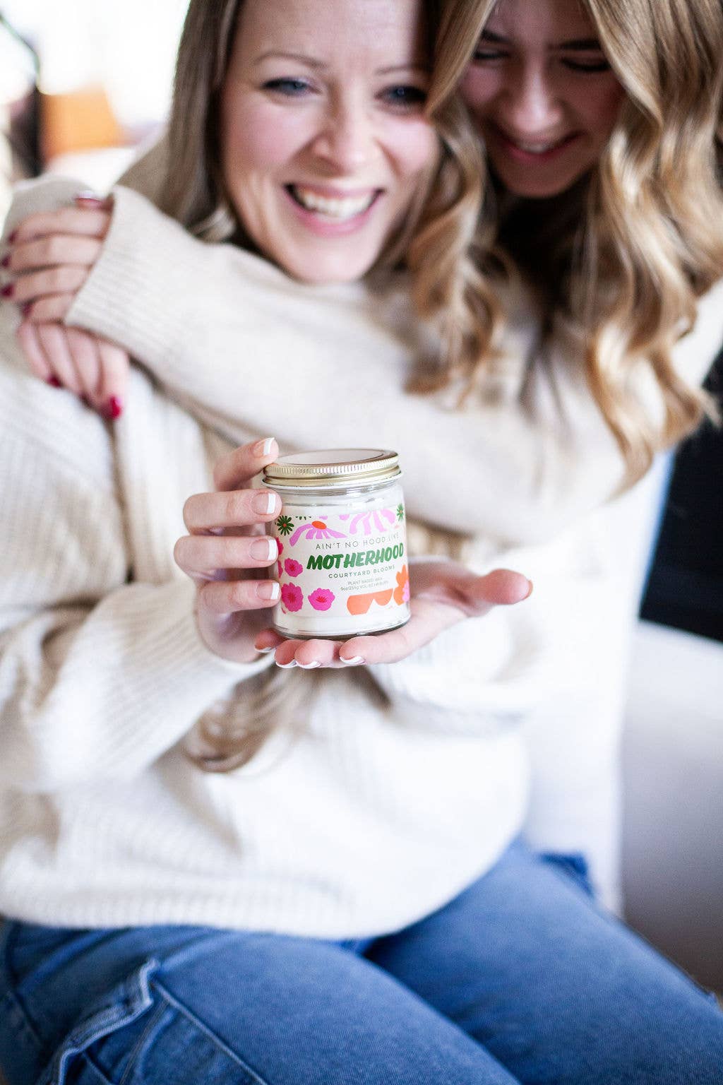 Austy Lou by Broken Top Brands - Wholesale Jar/Filled Candle - Ain't No Hood, Like Motherhood 9oz Soy Candle4