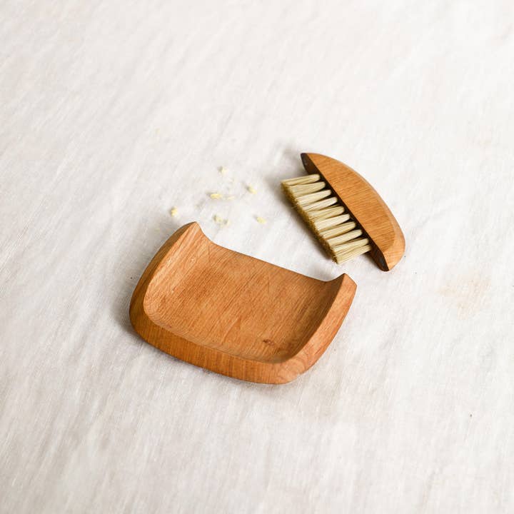 The Collective - Wholesale Decorative Tabletop Object - Belfort Crumb Brush Set