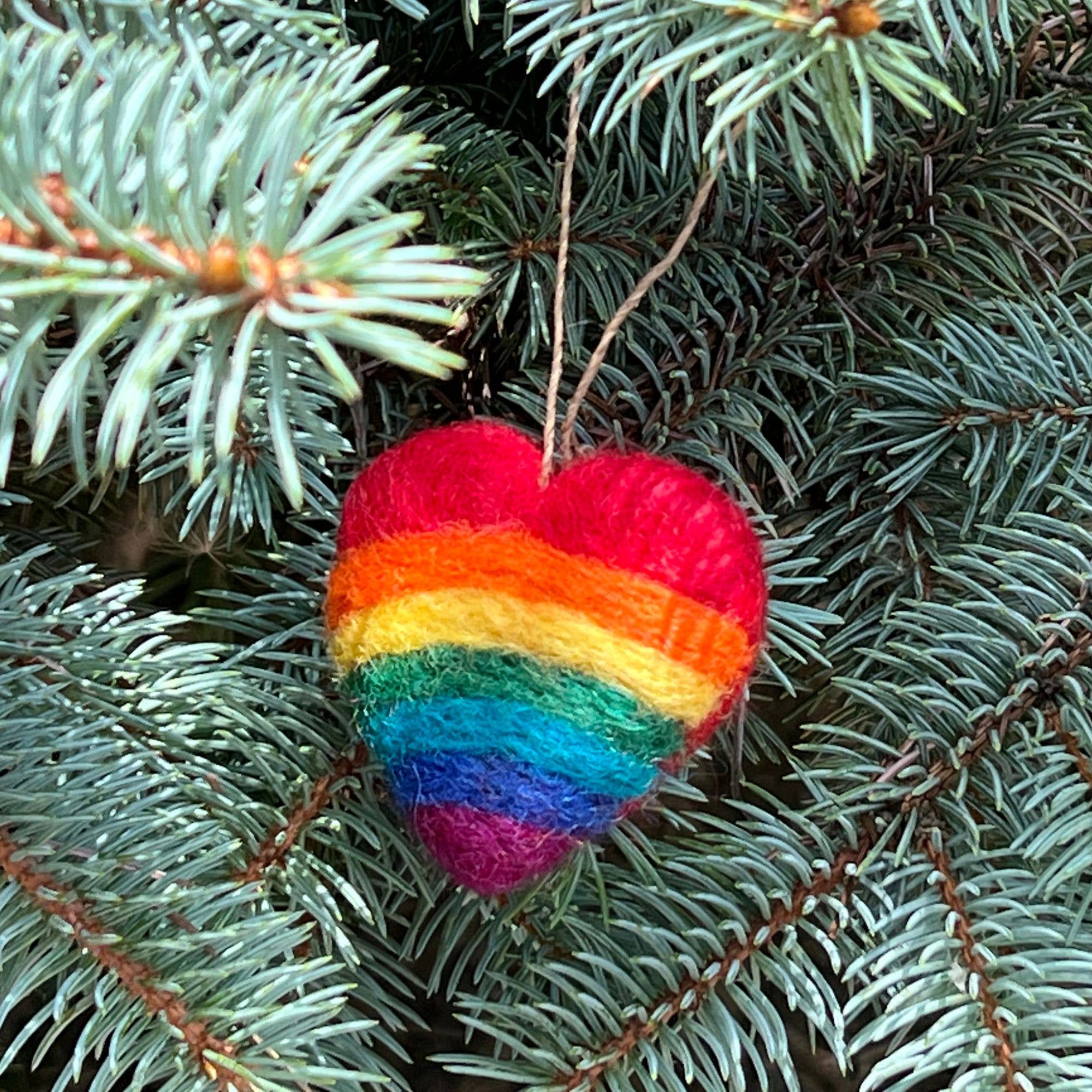 Global Crafts - Wholesale Ornament - Rainbow Needle Felt Heart Handmade Felt Ornament1